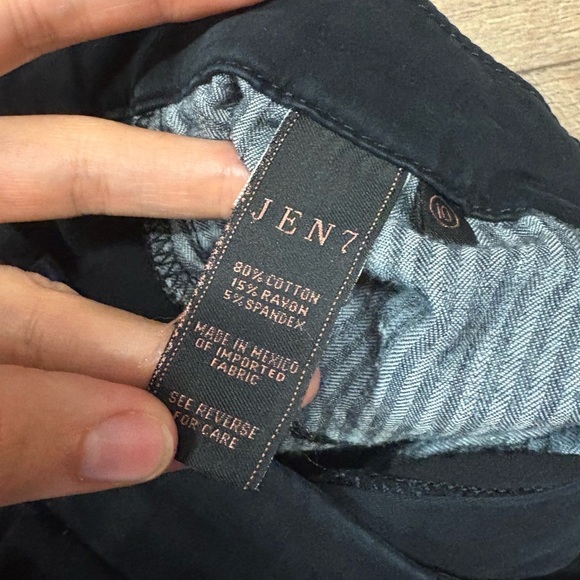 7 For All Mankind 7th Jen Black Slim Straight Leg Denim Jeans Size 10 - Picture 3 of 5